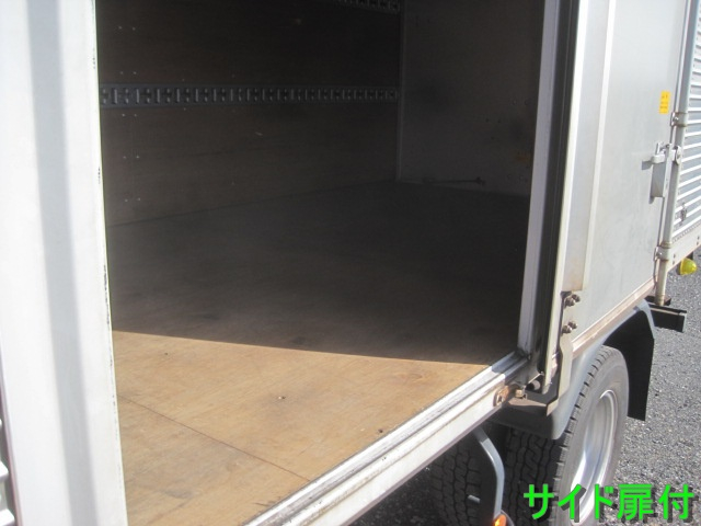 標準ロング5速マニュアルサイド扉付|中古トラックの販売・買取・査定のアイナビ