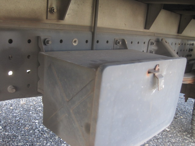 標準ロング5速マニュアルサイド扉付|中古トラックの販売・買取・査定のアイナビ