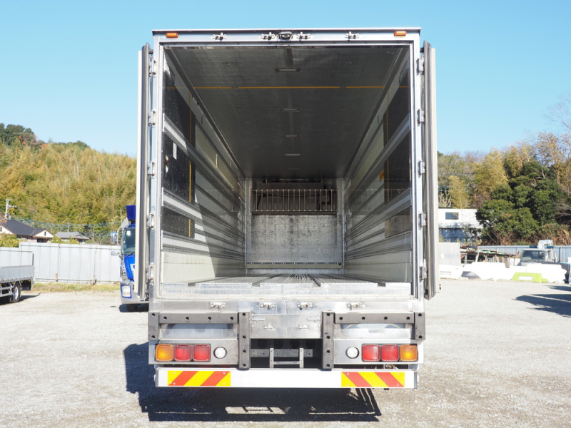 いすゞ 冷凍バン ギガ|中古トラックの販売・買取・査定のアイナビ