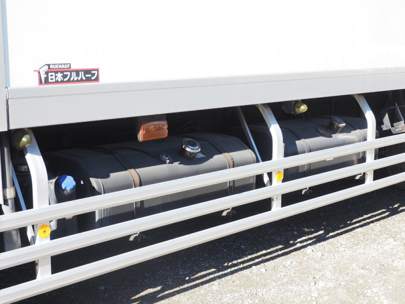 いすゞ 冷凍バン ギガ|中古トラックの販売・買取・査定のアイナビ