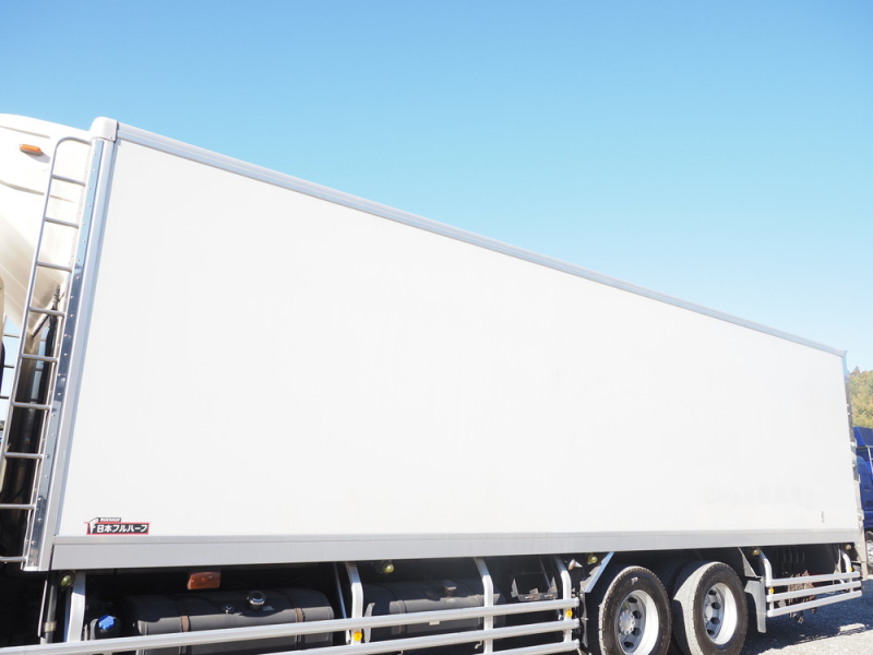 いすゞ 冷凍バン ギガ|中古トラックの販売・買取・査定のアイナビ