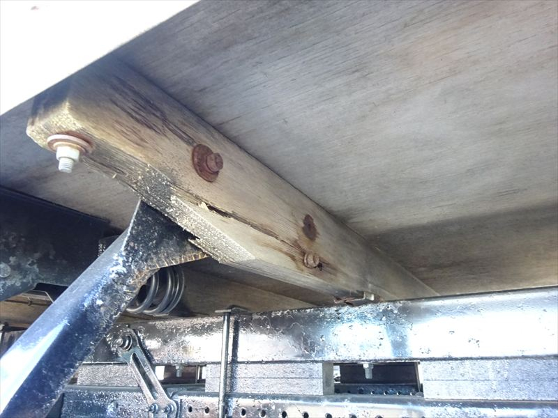 3段RC 標準 ロング|中古トラックの販売・買取・査定のアイナビ