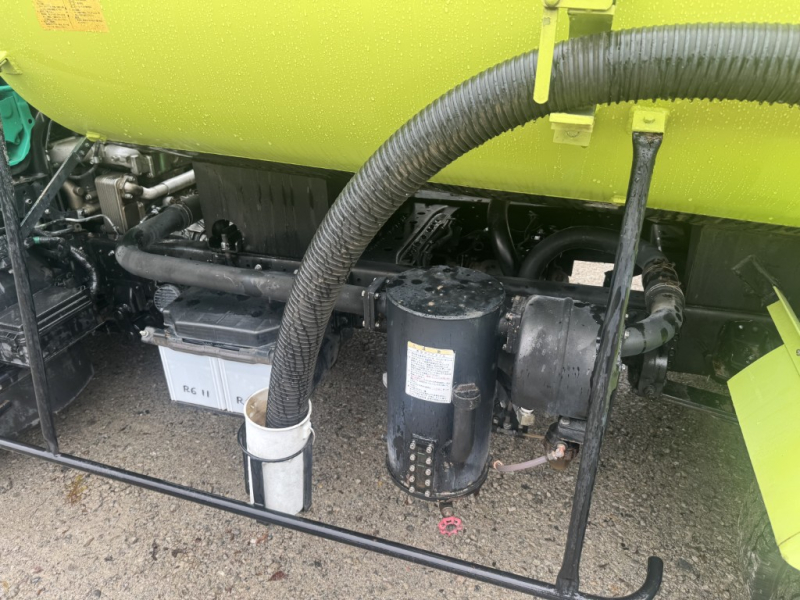 バキュームカーモリタエコノス最大容積3700L脱臭器|中古トラックの販売・買取・査定のアイナビ