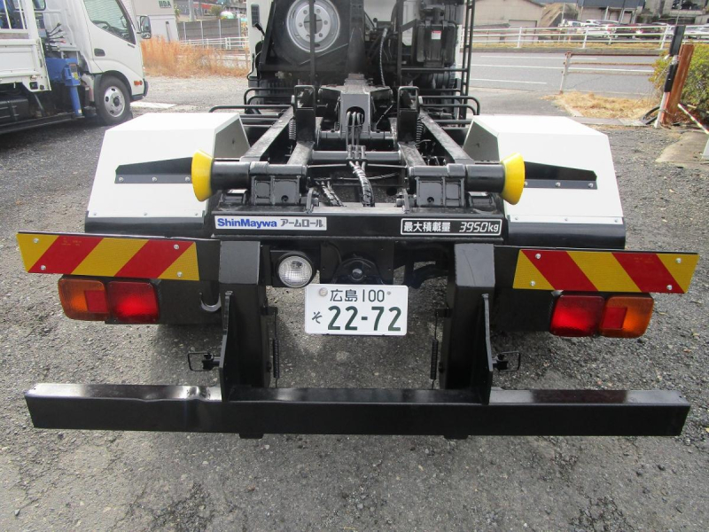 4t アームロール 車検令和8年12月|中古トラックの販売・買取・査定のアイナビ