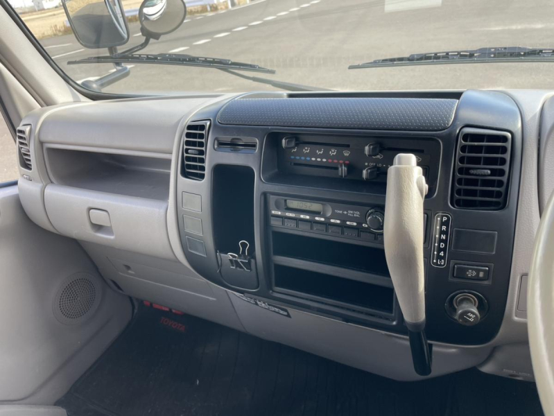 平成20年ダイナ幌車垂直ゲート10万キロ準中型免許対応AT車|中古トラックの販売・買取・査定のアイナビ