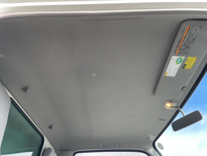 平成20年ダイナ幌車垂直ゲート10万キロ準中型免許対応AT車|中古トラックの販売・買取・査定のアイナビ