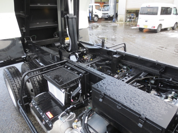 三菱ファイター土砂ダンプ|中古トラックの販売・買取・査定のアイナビ