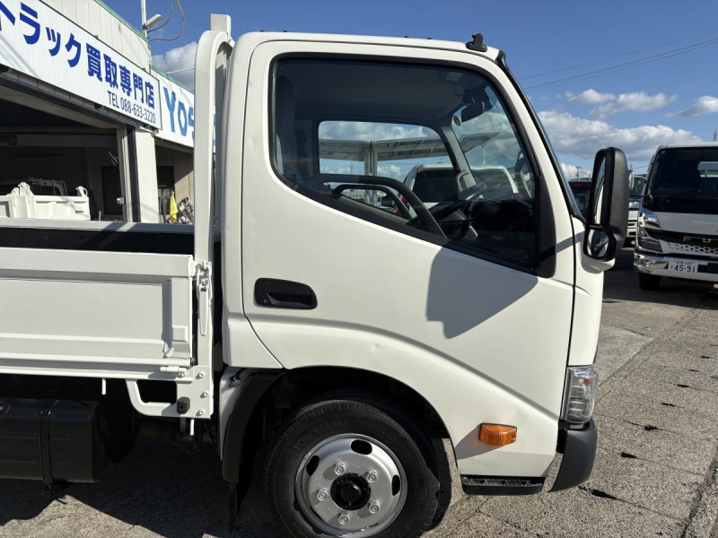 H30トヨエース 2t平ボディ|中古トラックの販売・買取・査定のアイナビ