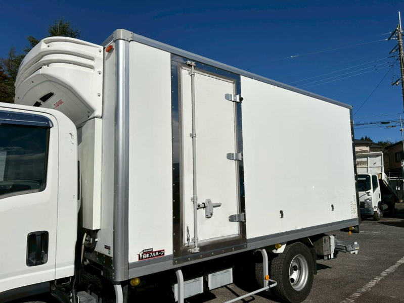 ワイドロング菱重低温パワーゲート車検付|中古トラックの販売・買取・査定のアイナビ