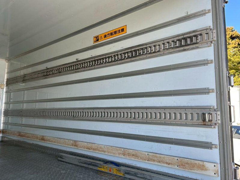 ワイドロング菱重低温パワーゲート車検付|中古トラックの販売・買取・査定のアイナビ