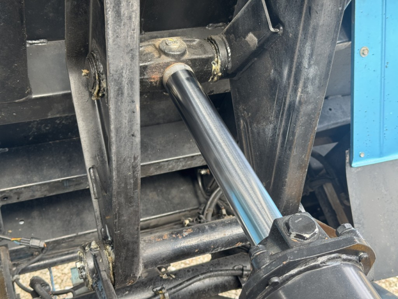 土砂禁 新明和 6.2立米 パワーゲート|中古トラックの販売・買取・査定のアイナビ