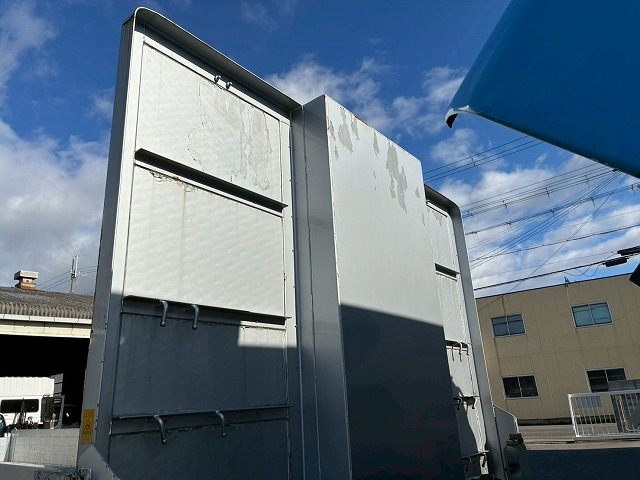 アルミブロックフルキャブロングパブコ近畿距離浅240馬力|中古トラックの販売・買取・査定のアイナビ