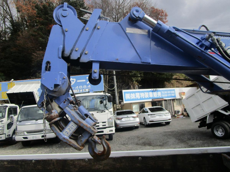 3t クレーン付 タダノZR224 2.22t吊 4段ラジコン|中古トラックの販売・買取・査定のアイナビ