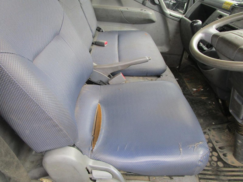 3t クレーン付 タダノZR224 2.22t吊 4段ラジコン|中古トラックの販売・買取・査定のアイナビ