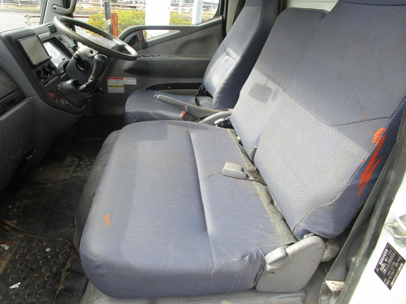 3t クレーン付 タダノZR224 2.22t吊 4段ラジコン|中古トラックの販売・買取・査定のアイナビ