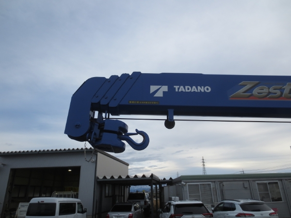 三菱キャンターワイド超ロングクレーン付|中古トラックの販売・買取・査定のアイナビ