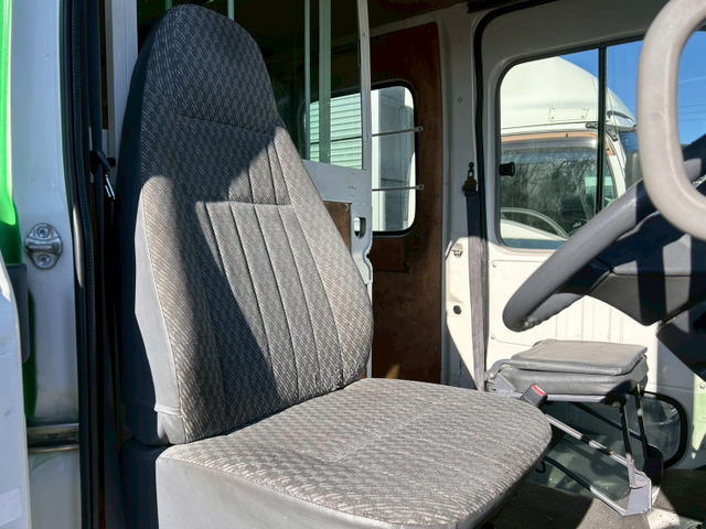 【バックカメラ付き×ハイブリッド】トヨタ/クイックデリバリー|中古トラックの販売・買取・査定のアイナビ