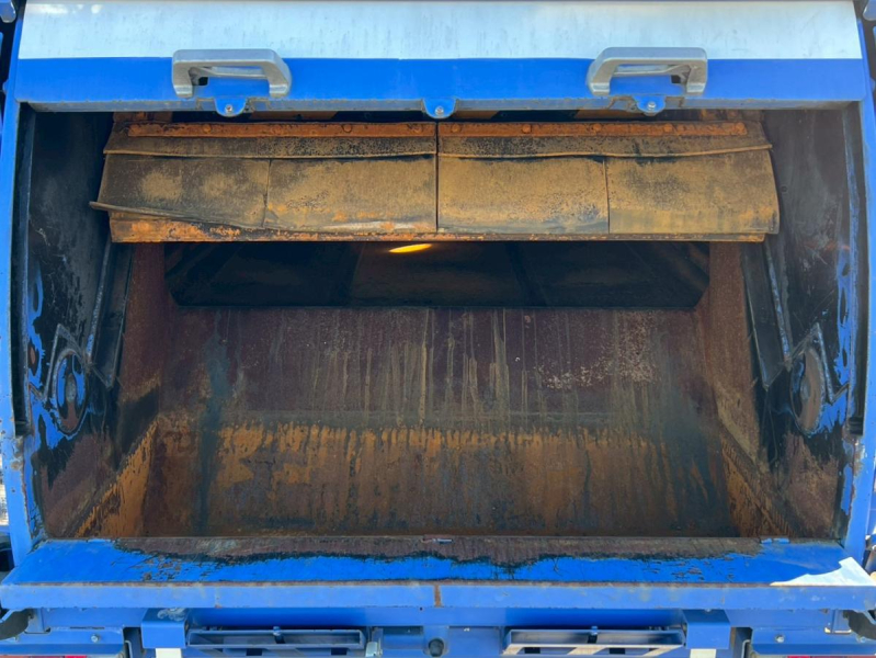 プレス式 極東開発 4.2立米 CNG車|中古トラックの販売・買取・査定のアイナビ