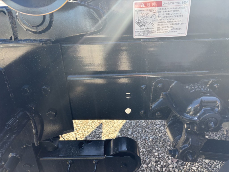 R7年新明和アームロールCCA44-31未使用車車検付|中古トラックの販売・買取・査定のアイナビ