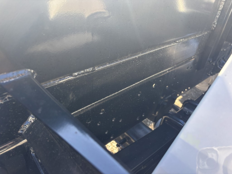 R7年新明和アームロールCCA44-31未使用車車検付|中古トラックの販売・買取・査定のアイナビ