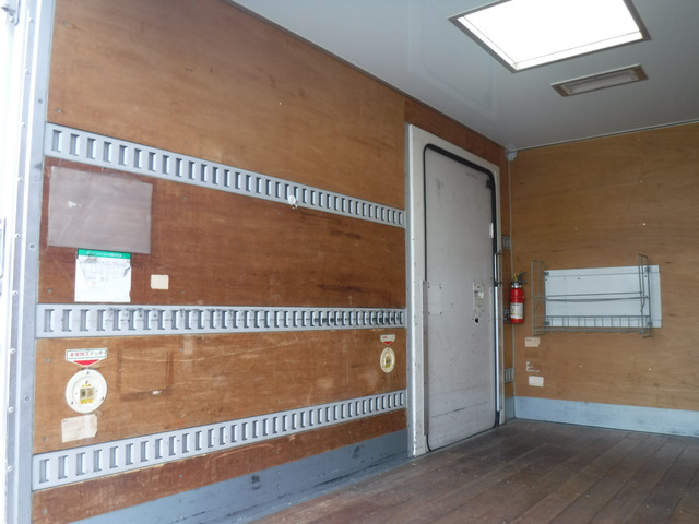 H24エルフパネルバン4WD(パートタイム)2t積載|中古トラックの販売・買取・査定のアイナビ