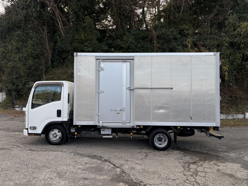 H30年式、エルフ、アルミバン、車検付|中古トラックの販売・買取・査定のアイナビ