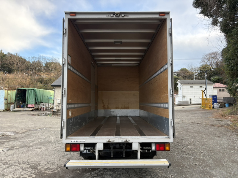 H30年式、エルフ、アルミバン、車検付|中古トラックの販売・買取・査定のアイナビ