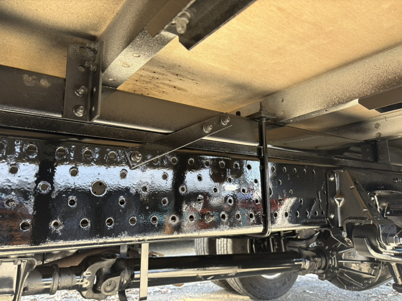 H30年式、エルフ、アルミバン、車検付|中古トラックの販売・買取・査定のアイナビ