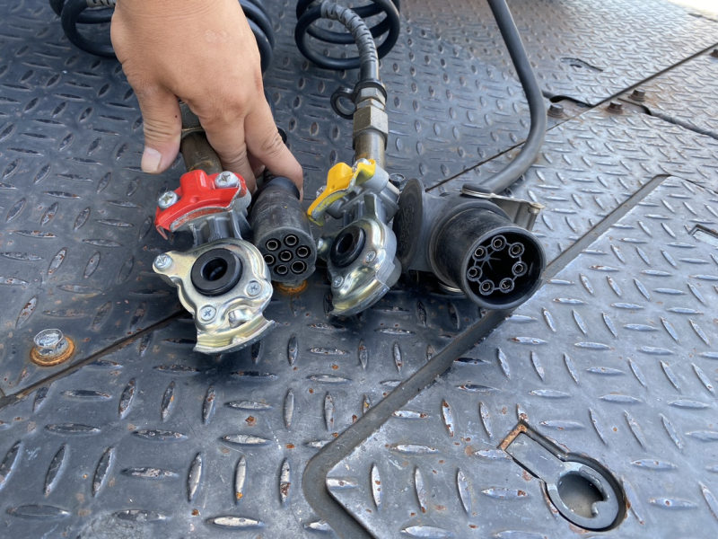 H28年式、スーパーグレート、ハイルーフトラクタ|中古トラックの販売・買取・査定のアイナビ