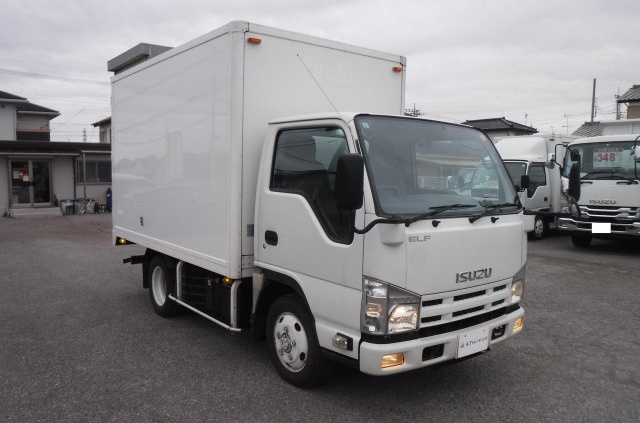 H24エルフパネルバン4WD(パートタイム)2t積載|中古トラックの販売・買取・査定のアイナビ