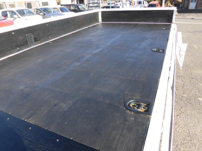 R1年エルフ2T全低床 ワイドロング 準中型5T未満条件OK!|中古トラックの販売・買取・査定のアイナビ