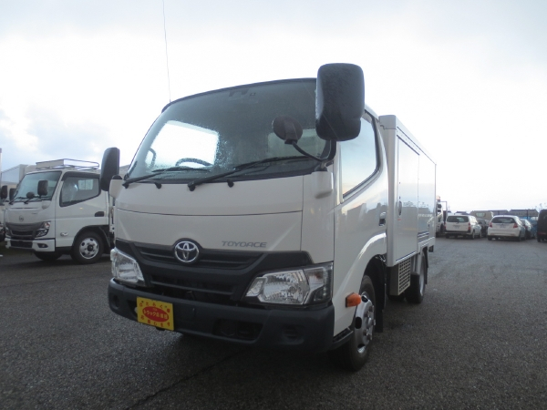 トヨタトヨエース冷蔵冷凍車|中古トラックの販売・買取・査定のアイナビ