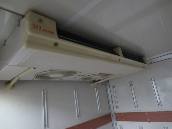 トヨタトヨエース冷蔵冷凍車|中古トラックの販売・買取・査定のアイナビ