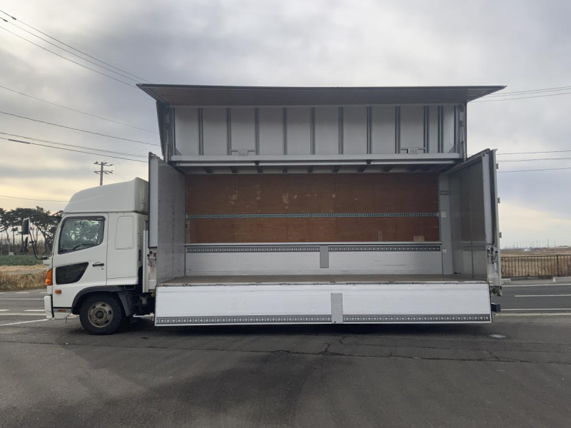 ハイルーフ⭐️H25レンジャー 6200ワイド エアサス MT⭐️|中古トラックの販売・買取・査定のアイナビ