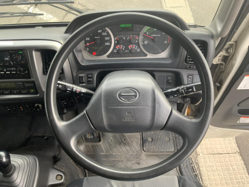 ハイルーフ⭐️H25レンジャー 6200ワイド エアサス MT⭐️|中古トラックの販売・買取・査定のアイナビ