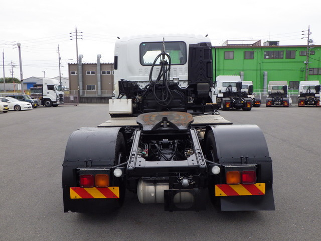 イスズQKG-EXD52BDSヘッド第五輪荷重11.5t|中古トラックの販売・買取・査定のアイナビ