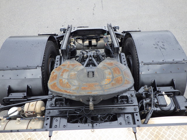 イスズQKG-EXD52BDSヘッド第五輪荷重11.5t|中古トラックの販売・買取・査定のアイナビ