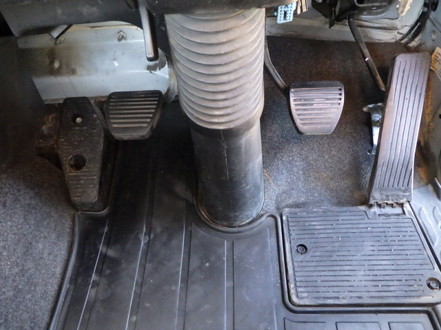 イスズQKG-EXD52BDSヘッド第五輪荷重11.5t|中古トラックの販売・買取・査定のアイナビ