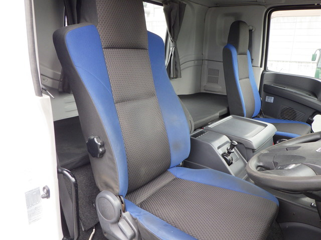 イスズQKG-EXD52BDSヘッド第五輪荷重11.5t|中古トラックの販売・買取・査定のアイナビ