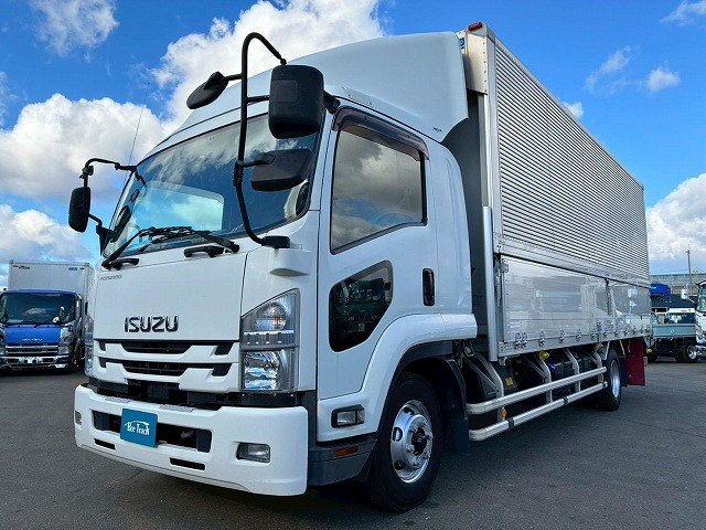 保証対象車両フルキャブ日本フルハーフ背高210馬力6速MT|中古トラックの販売・買取・査定のアイナビ