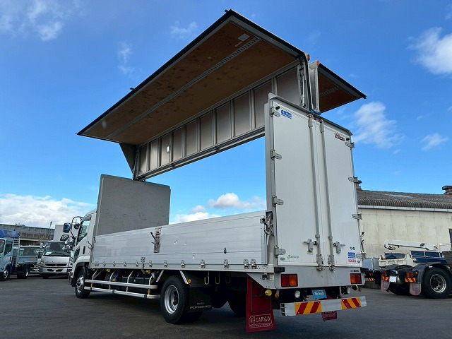 保証対象車両フルキャブ日本フルハーフ背高210馬力6速MT|中古トラックの販売・買取・査定のアイナビ