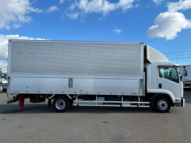 保証対象車両フルキャブ日本フルハーフ背高210馬力6速MT|中古トラックの販売・買取・査定のアイナビ