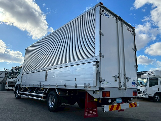 保証対象車両フルキャブ日本フルハーフ背高210馬力6速MT|中古トラックの販売・買取・査定のアイナビ