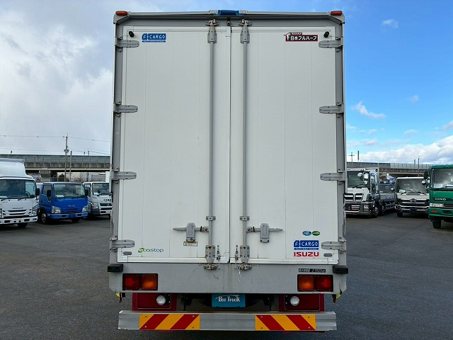 保証対象車両フルキャブ日本フルハーフ背高210馬力6速MT|中古トラックの販売・買取・査定のアイナビ