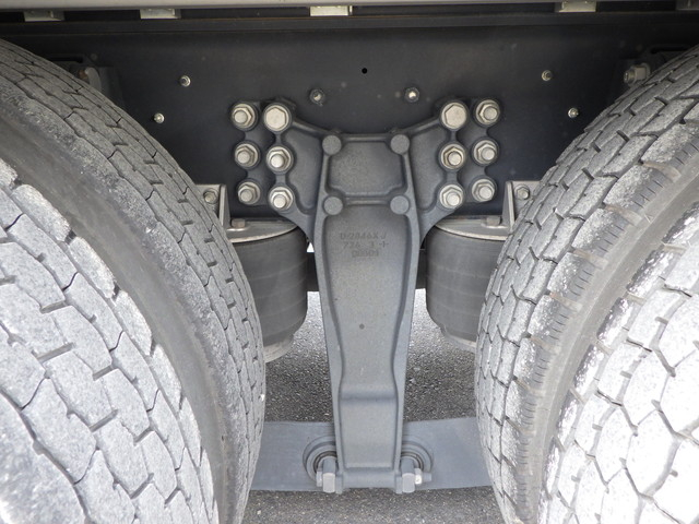 イスズ2PG-CYL77Cアルミウィング10t超床鉄板デフロック|中古トラックの販売・買取・査定のアイナビ