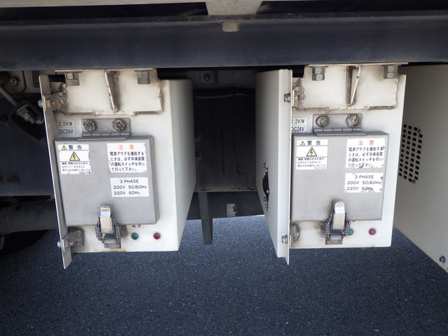 日産UD2PG-CD5CA冷凍車10t超ジョロダーレールスタンバイ|中古トラックの販売・買取・査定のアイナビ