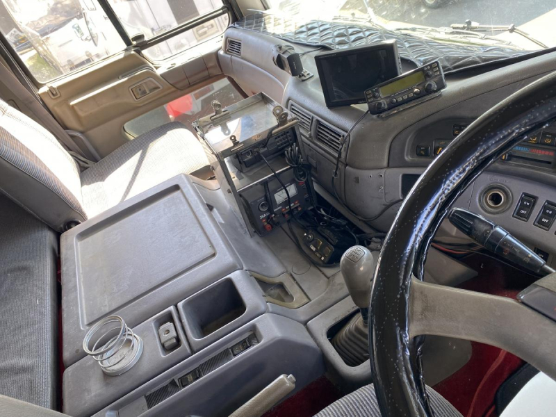 H7プロフィアV8検付 ボルト止め取外しアオリ付深ダンプ仕様|中古トラックの販売・買取・査定のアイナビ