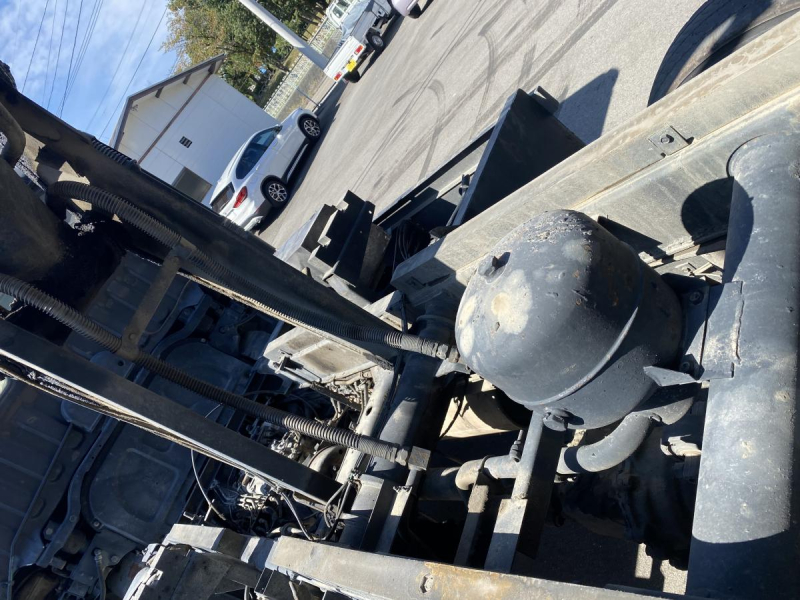 H7プロフィアV8検付 ボルト止め取外しアオリ付深ダンプ仕様|中古トラックの販売・買取・査定のアイナビ