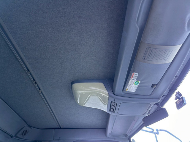 【7.2m×平ボディ】UDトラックス/コンドル|中古トラックの販売・買取・査定のアイナビ