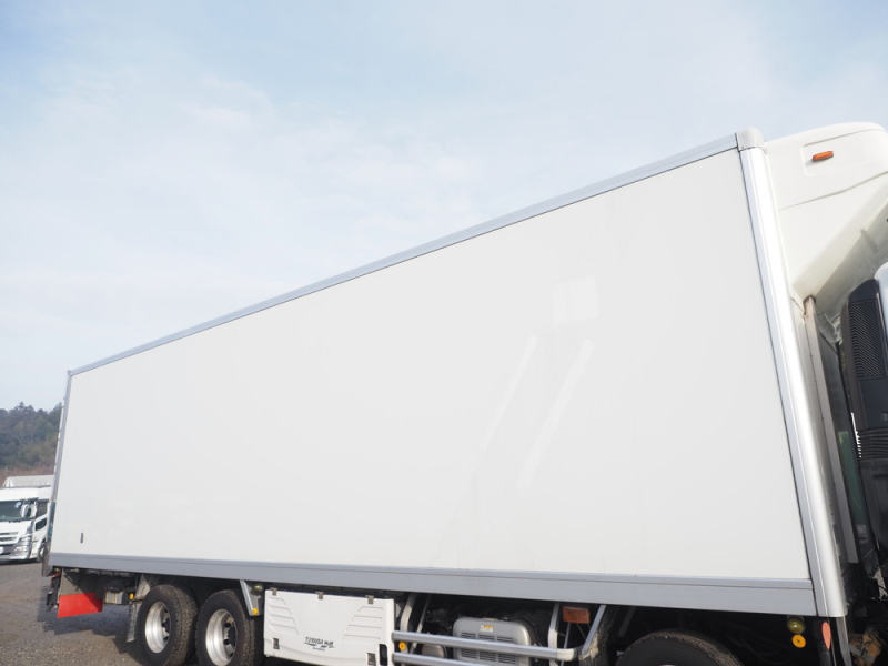 日野 冷凍バン プロフィア|中古トラックの販売・買取・査定のアイナビ